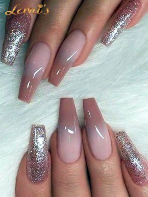 Nageldesign leonis nails and hair