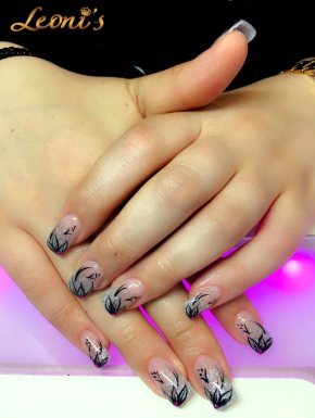 Nageldesign leonis nails and hair