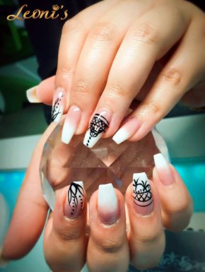 Nageldesign leonis nails and hair