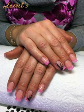 Nageldesign leonis nails and hair